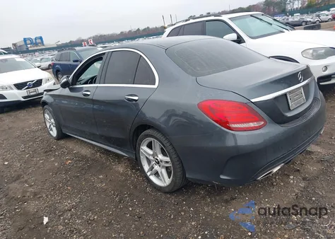 2015 Mercedes-Benz C 300 Sport 4Matic из США, поврежденный, VIN 55SWF4KB9FU003101